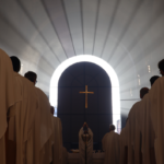 L’image actuelle n’a pas de texte alternatif. Le nom du fichier est : site-carre-messe-chrismale.png